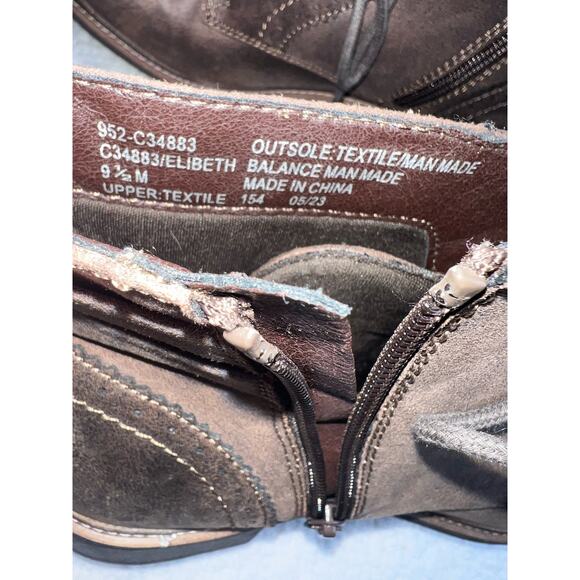 CLIFFS By White Mountain Elibeth Stacked Heel Lace-Up Ankle Bootie - size 9.5 - Picture 10 of 11